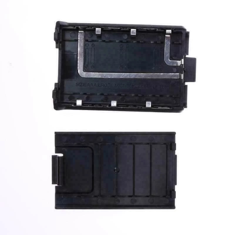 Rugby Radios UK Unbranded £5 Replacement 6 x AAA Batteries Pack Shell Box for Baofeng UV-5R 5RE Two Way Radio Replacement : 6x AAA Batteries Pack Shell Box for Baofeng UV-5R 5RE Two Way RadioFeatures: Replacement for Baofeng UV-5R Battery case. BATTERY pack shell for Baofeng two way radio . Can install 6pcs AAA battery in the battery case (batteries not include). Product size: approx. 80x50x15mm / 3.14x1.96x0.59'' Net weight: approx. 21g Color: Black Compatible model: for UV5R / UV5RB / UV5RE / UV5RE PLUS /